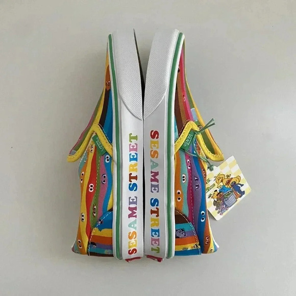 VANS X SESAME STREET Kids Classic Slip Ons Sneakers Shoes US Size 1.5 NEW! - Picture 6 of 12